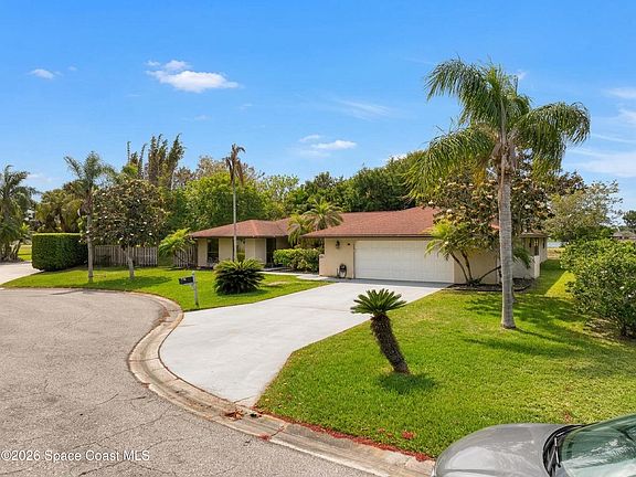 3rd image of 536 Southern Hills Ct