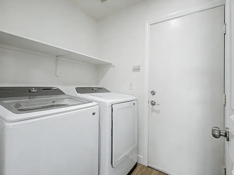10547 Lilac Tree Ave — Photo 26