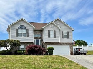 155 Chelcy Dr SE, Calhoun, GA 30701