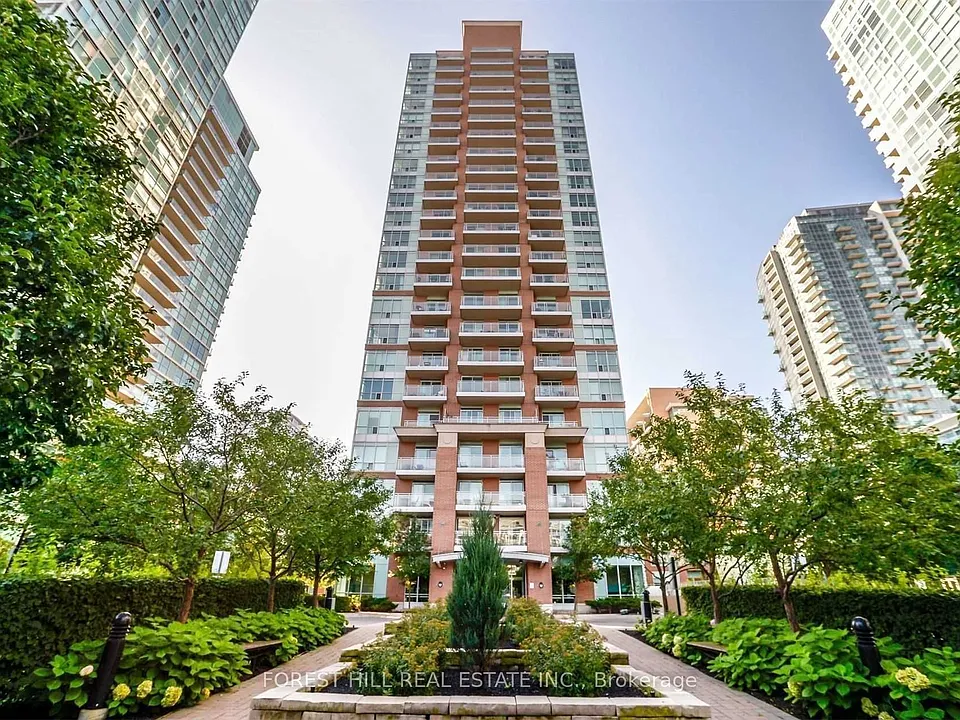 50 Lynn Williams St #2104