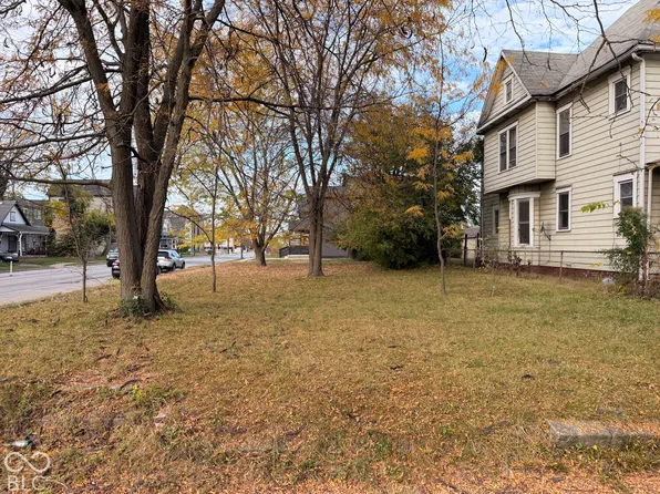 2202 Carrollton Ave, Indianapolis, IN 46205