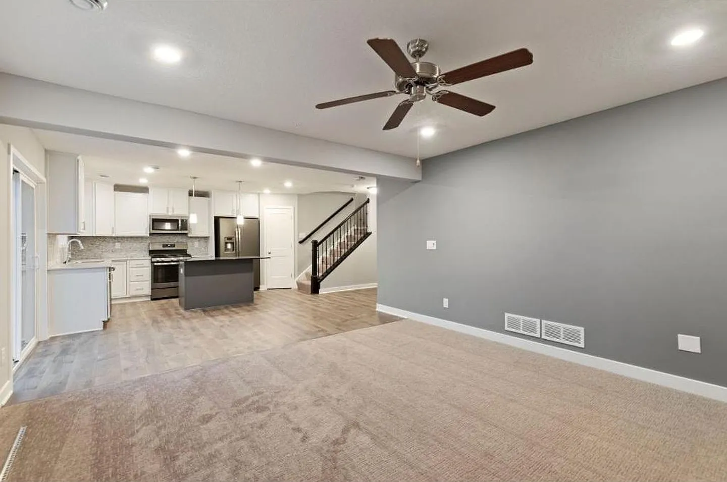 Luxury 3-Bed, 3-Bath Townhome in Prior Lake for $2,899/month! — Photo 4