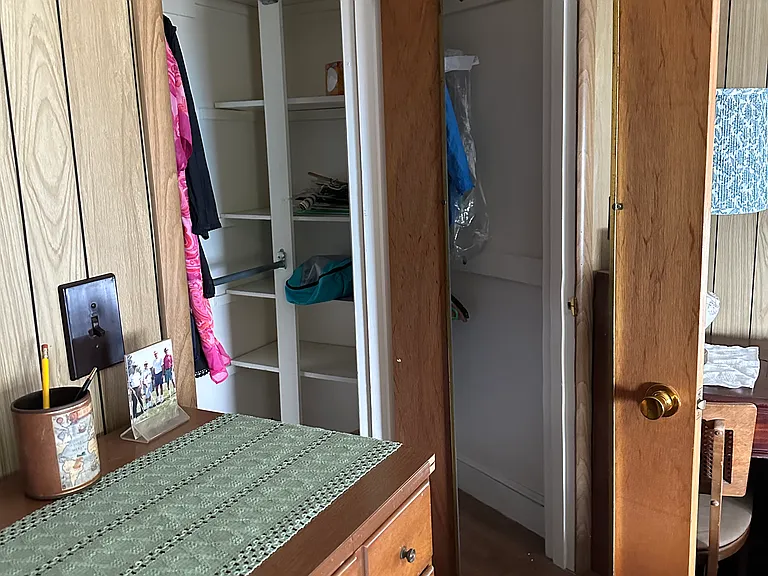 Primrose Dr — Photo 15