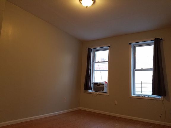 3rd image of 567 Nostrand Ave APT 3