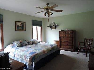 5th image of 8276 Merrie Ln