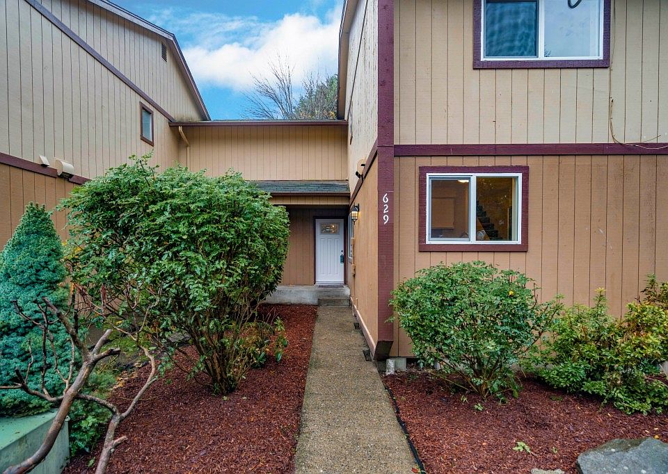 1st image of 629 Firwood Ct