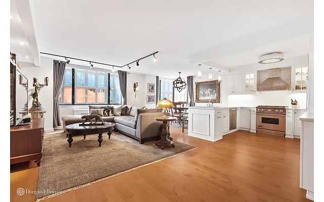 Sold by Douglas Elliman | media 25