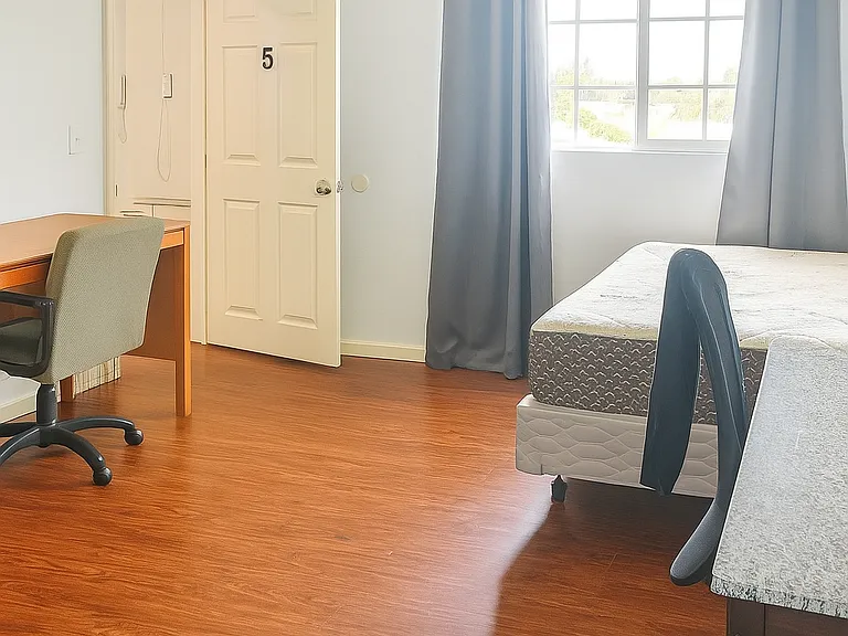 2956 S Normandie Ave #1 — Photo 5