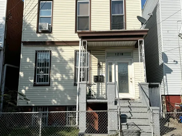 1218 13th Street image 1 of 15