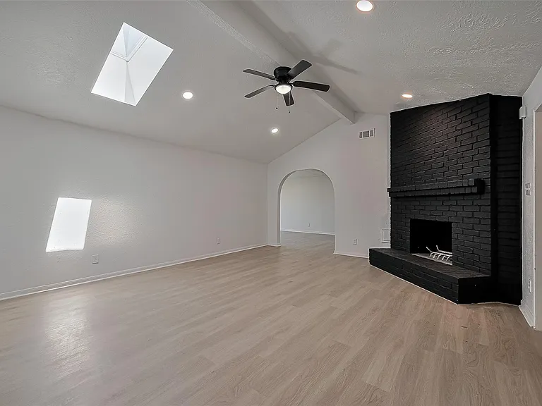 6219 Canada Dr — Photo 7