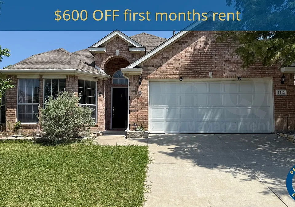 3312 Woodberry Ln