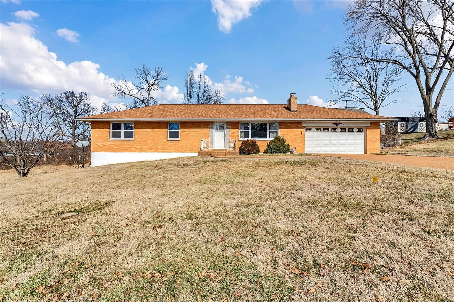 2529 Rolens Dr photo 1