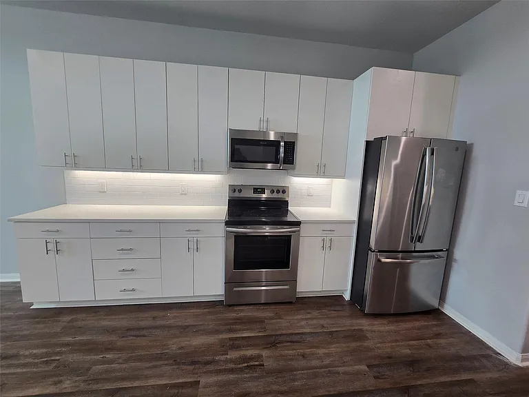4902 Paradigm Ln — Photo 3