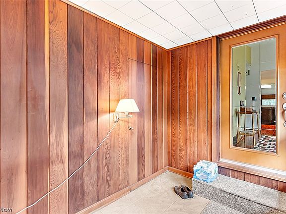 4th image of 2479 Tibbetts Wick Rd