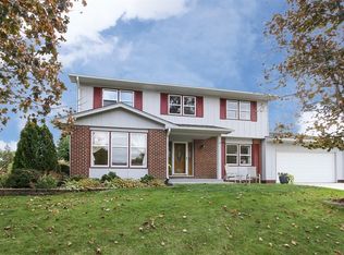 735 Dixon Ct, Hoffman Estates, IL