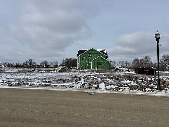 3rd image of 59 Brooke Creek Ct