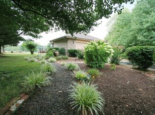 632 N Farm Rd 193, Springfield, MO 65802