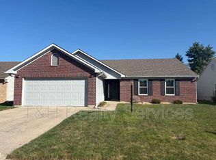 10282 Whitewater Ln, Fishers, IN 46037