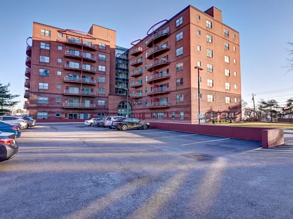 100 W Squantum St APT 513, Quincy, MA 02171