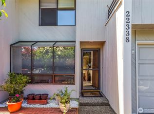 22338 6th Ave S #9, Des Moines, WA 98198