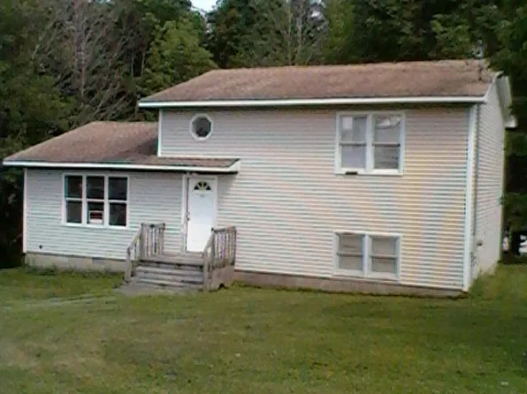 93 Wood Ave, Monticello, NY 12701
