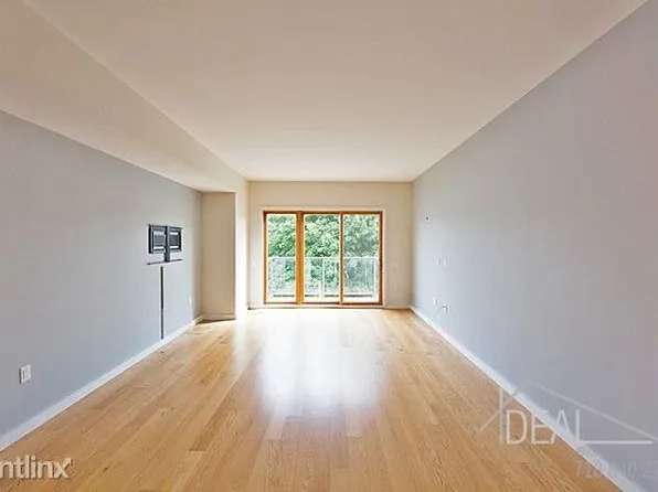 578 6th Ave #4, Brooklyn, NY 11215