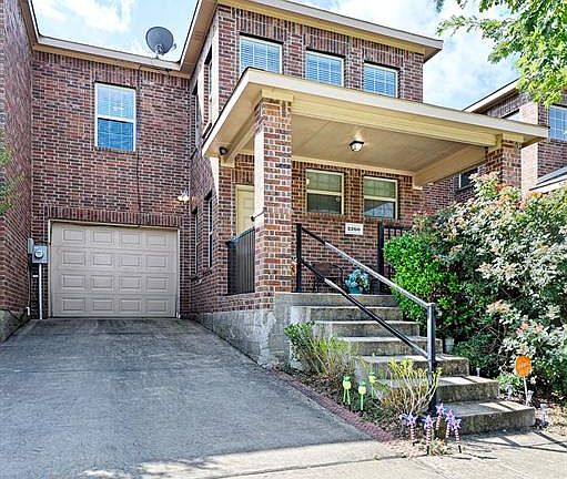 2nd image of 2260 Abbey Ln
