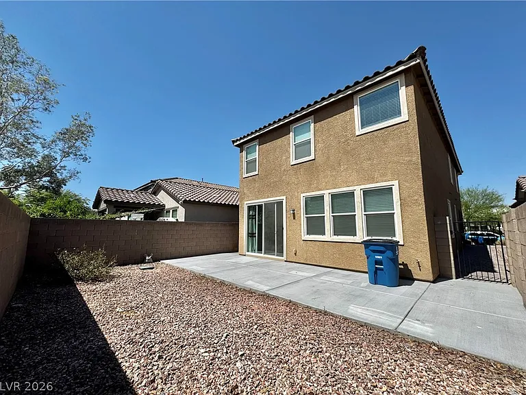 4258 Tarim St — Photo 68