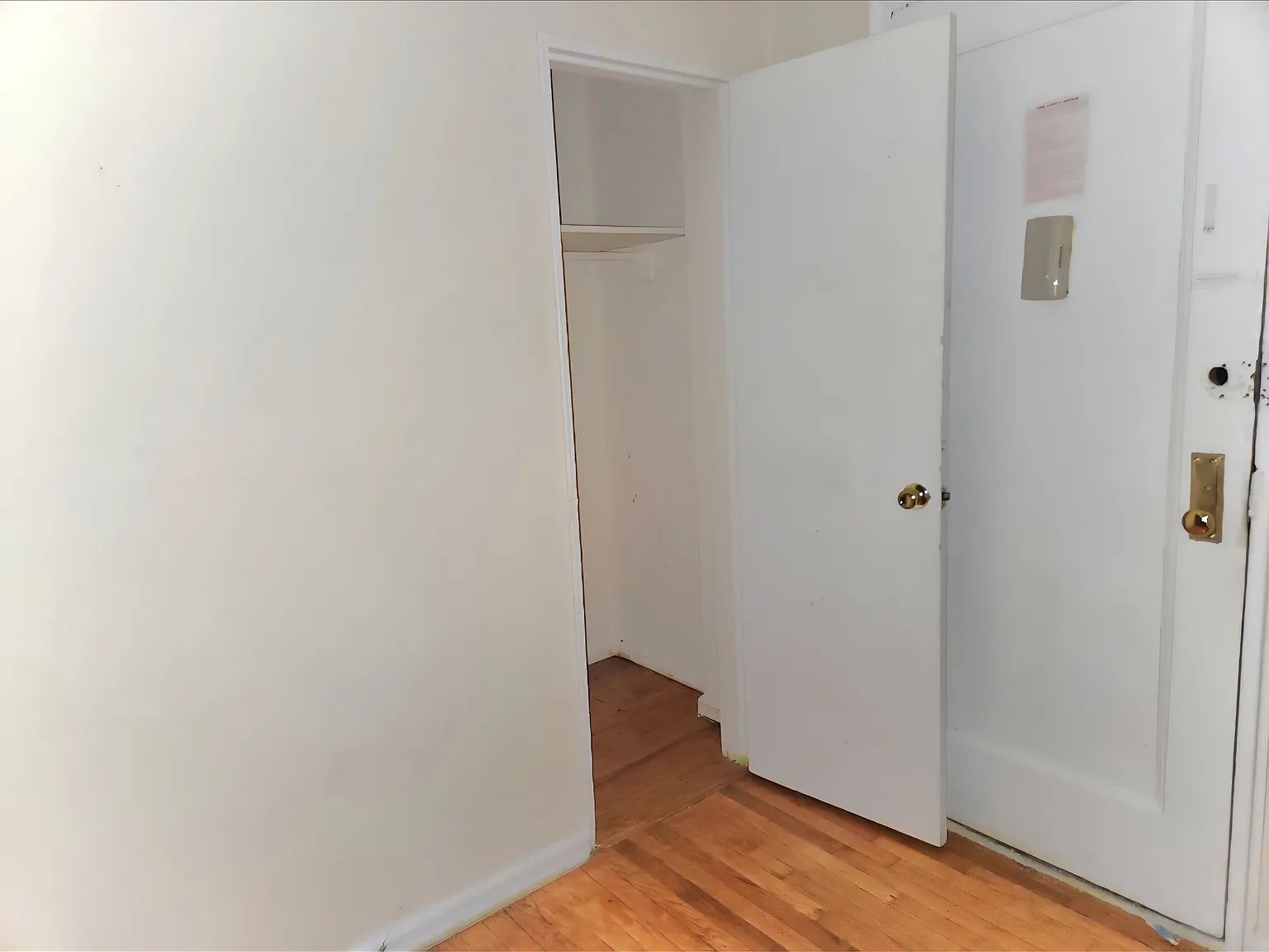 1 bed, 726 sqft, $1,899 — Photo 2