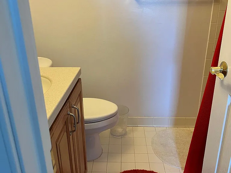 Level 2
Bedroom 1 Full Bathroom #2
