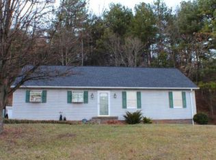 740 Foothills Rd, Kingsport, TN 37663