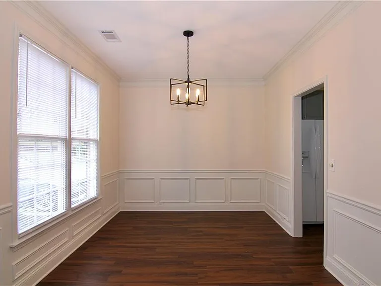3060 Winston Terrace Ct — Photo 4