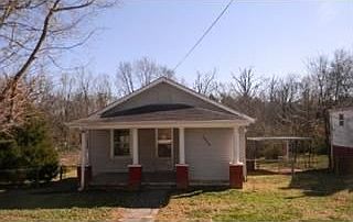 1st image of 2322 Woodrow Dr