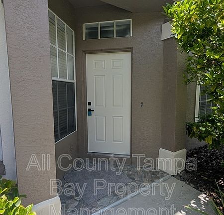 3rd image of 11051 Windsor Place Cir