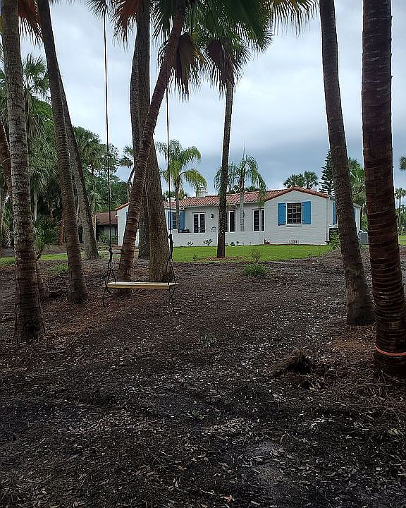 1st image of 275 John Anderson Dr