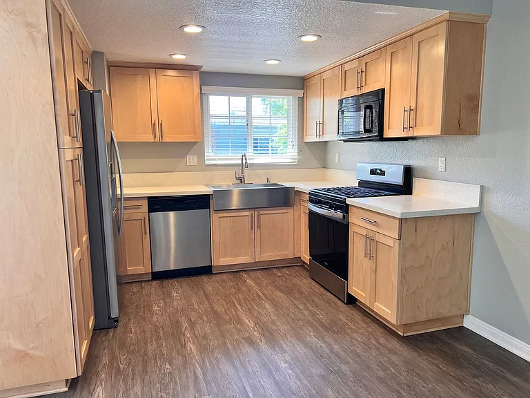Countrywood Apartments — Photo 49