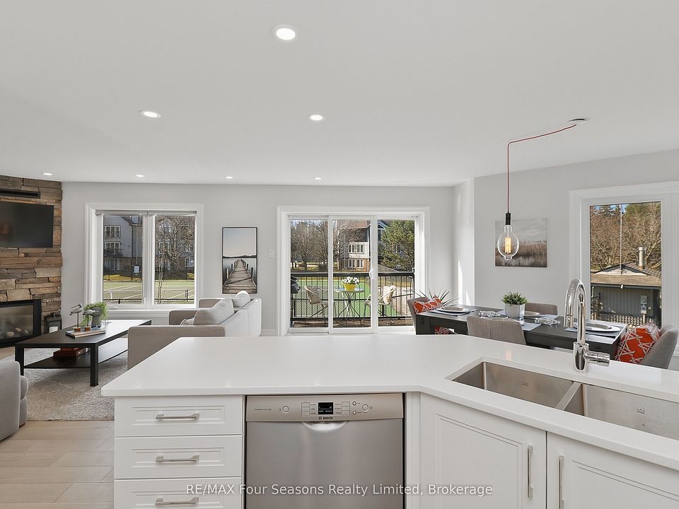 1st image of 835 Suncrest Cir