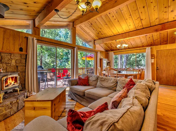 25070 Tahquitz Rd, Idyllwild, CA 92549