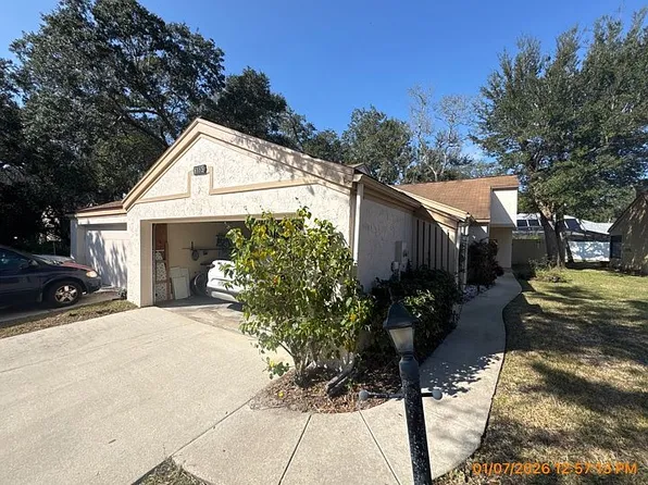 6185 Sequoia Dr, Port Orange, FL 32127