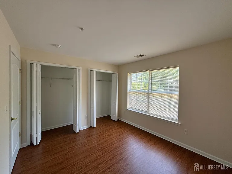 1315 Fernwood Ct — Photo 6