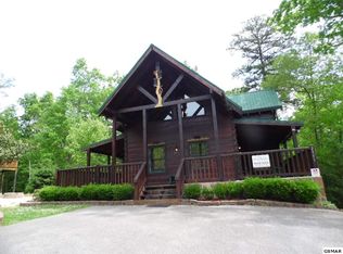 2951 Raven Fork Cir, Sevierville, TN 37876