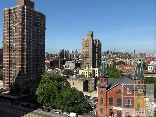 Sold by LoHo Realty | media 22