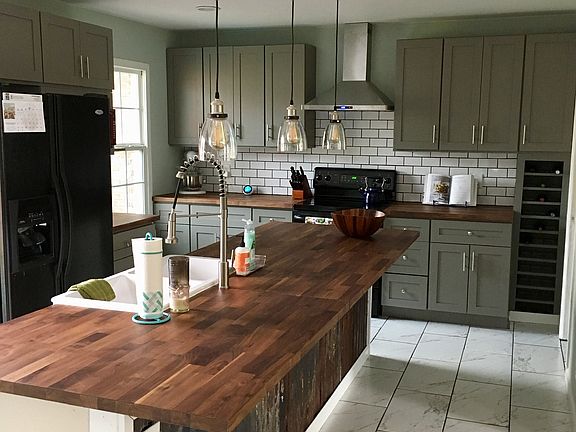 2nd image of 7111 Sarto Dr