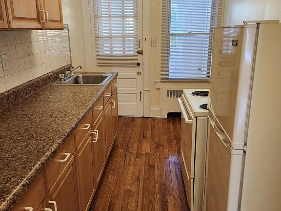 kitchen looking toward enclosed back porch