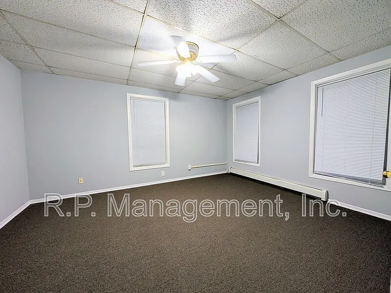 538 2nd St NW — Photo 9