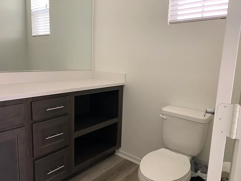 38505 Fairfield Hts — Photo 12