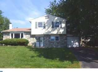 507 Barbara Cir, Fairless Hills, PA 19030