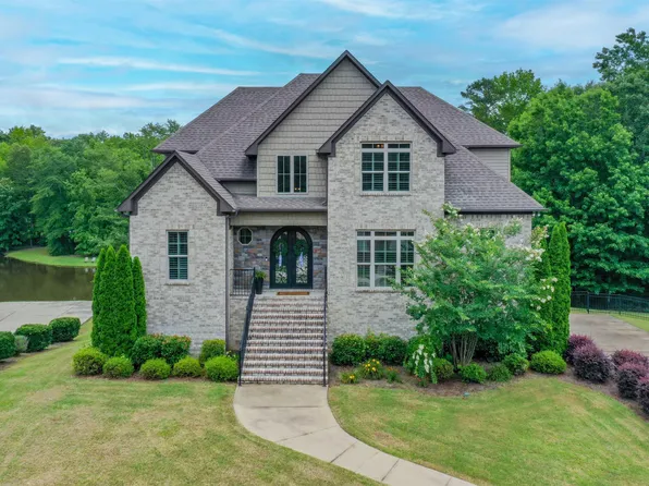 2007 Karah Dr, Moody, AL 35004
