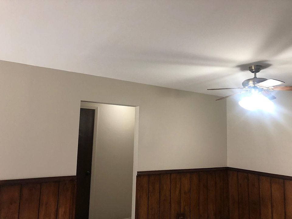 1st image of 262 E Grand Ave APT 1N