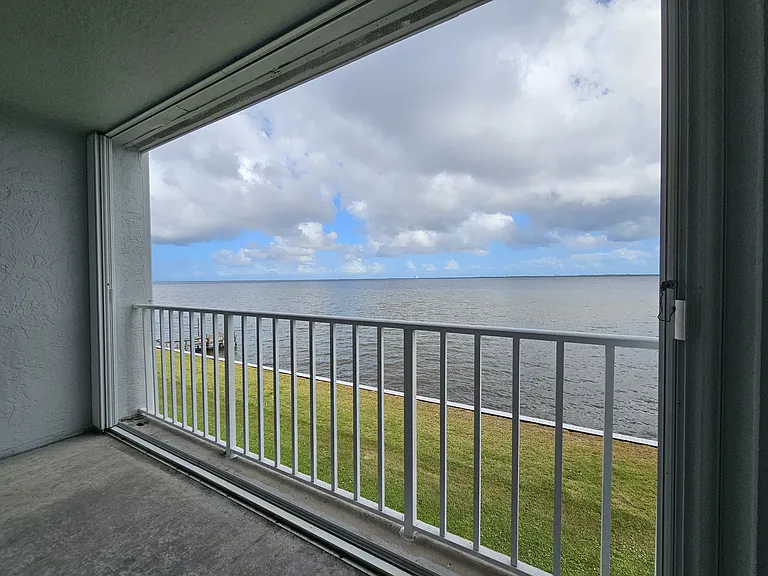 6760 N Highway 1 #3304 — Photo 8